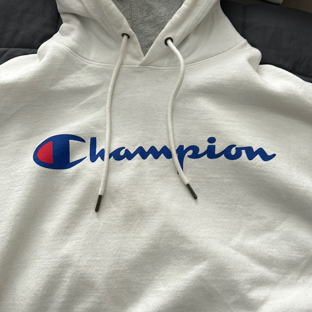 White Champion Hoodie Men’s XL